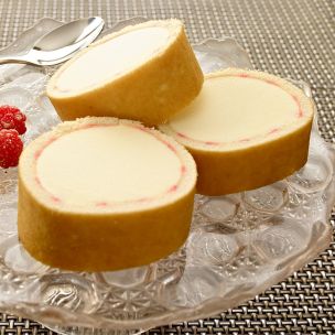Cool Delight Vanilla & Raspberry Ripple Ice Cream Sponge Roll-1x3 (4.25L)