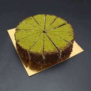 Pistachio Dream Cake (12 Pre-Portions) 1x1.68Kg